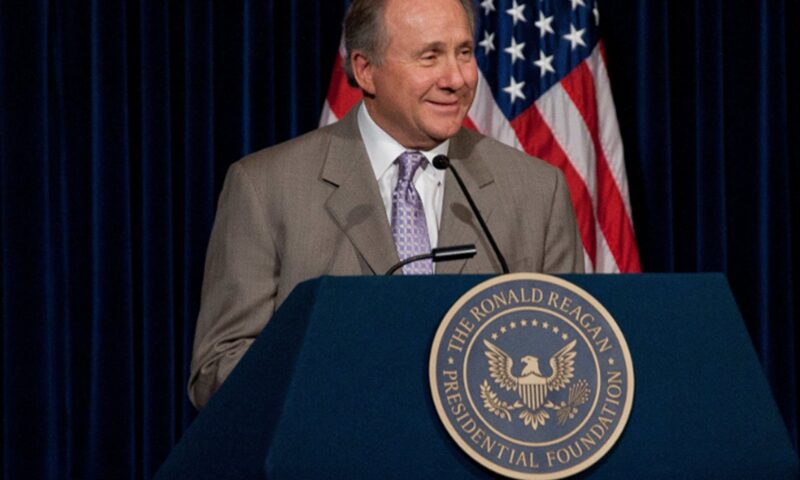 Michael Reagan, fiul fostului președinte Ronald Reagan și cunoscut comentator conservator, a murit la 80 de ani