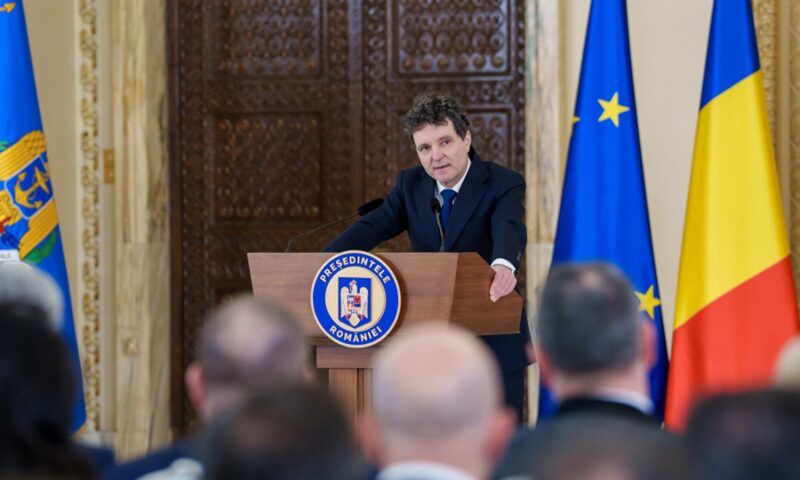 De ce nu va participa Nicușor Dan la Forumul de la Davos. Explicațiile unui consilier prezidențial