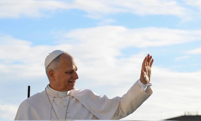 Papa Leon, despre AI: Se dovedesc a fi deosebit de eficiente în persuasiunea ocultă