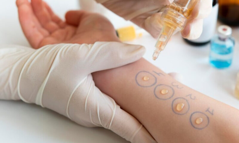 Japonezii testează un implantul de piele vie. Dispozitivul ar putea salva milioane de vieți