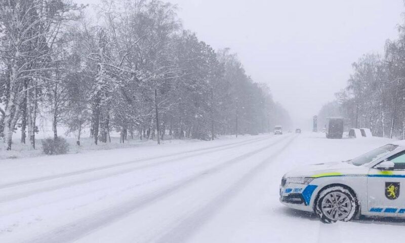 Polei și ghețuș pe drumuri, temperaturi scăzute. Autoritățile de la Chișinău se pregătesc pentru intervenții urgente