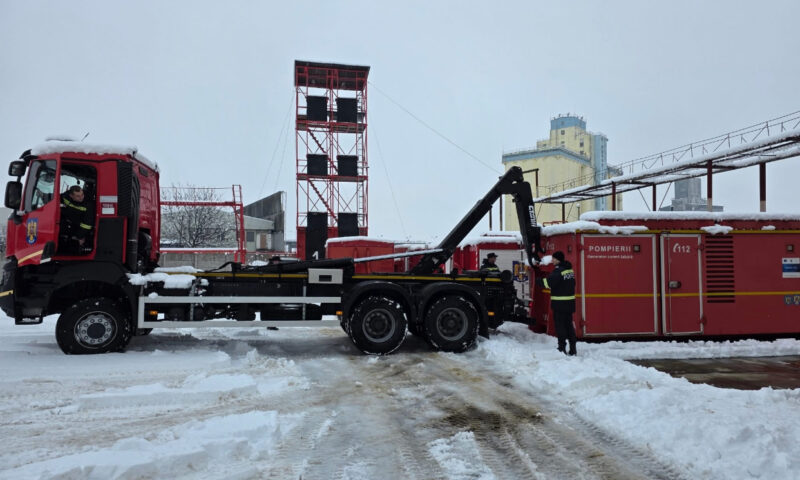 Vremea rea face prăpăd în țară. Numărul gospodăriilor care nu au curent electric a crescut din nou