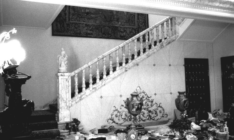 3 ianuarie 1990. Primul reportaj din casa lui Nicolae Ceaușescu. Incursiune în „Peștera lui Ali-Baba” din Primăverii