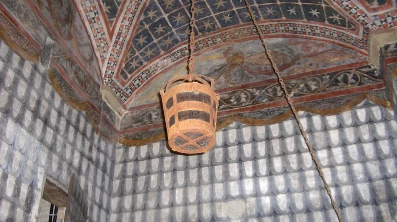 Mii de oameni s-au omorât pentru o găleată. Războiul a implicat două orașe importante din Italia