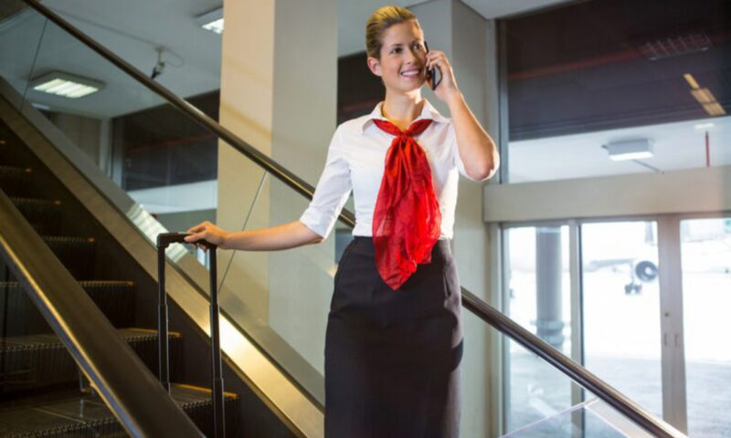 Angajați fără facultate, dar cu salarii de director. Domeniile în care experiența contează mai mult decât studiile