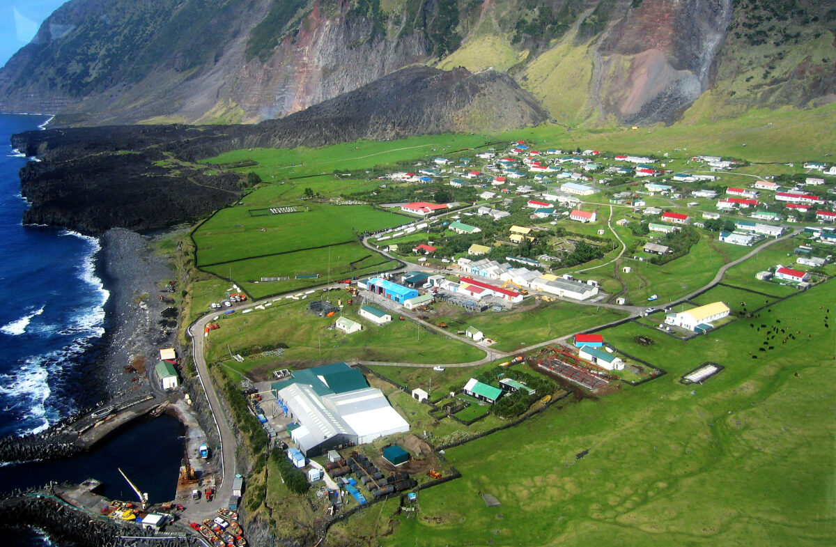 Călătorie spre capătul lumii. Tristan da Cunha, viața pe cea mai izolată insulă locuită