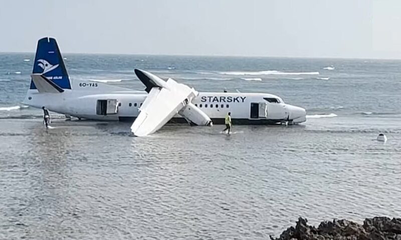 Un avion cu 55 de pasageri, salvat de la explozie în ultima clipă