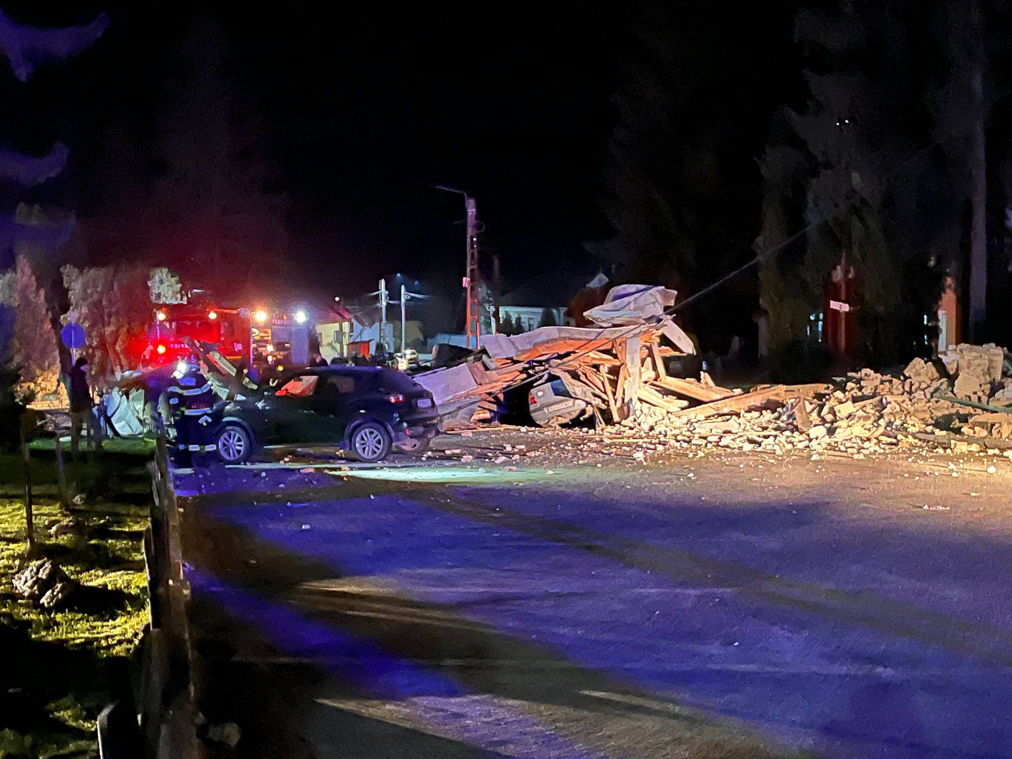 Biserică prăbușită