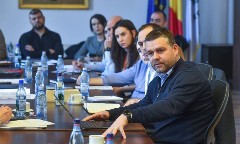 Ședință extraordinară a consilerilor generali în Capitală. Modificările pentru Termoenergetica, pe ordinea de zi