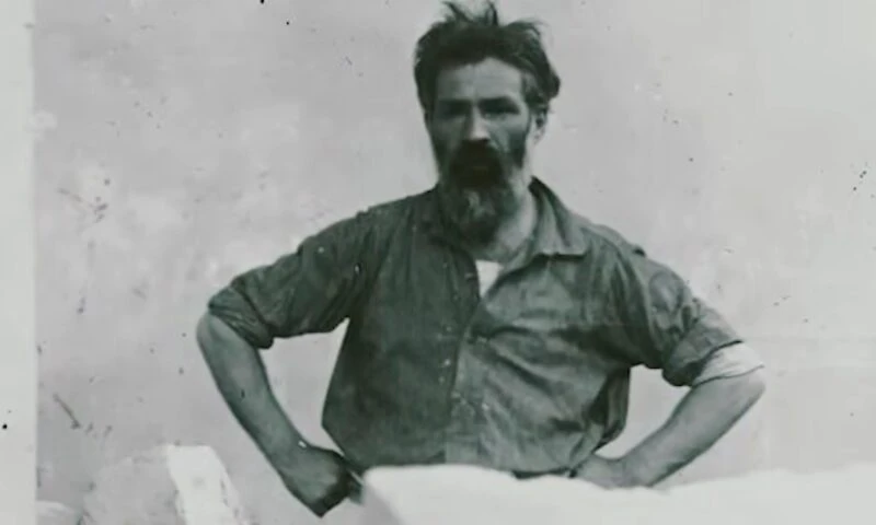 Bani pentru avioanele lui Iohannis, nu și pentru opera lui Brâncuși. Cum a eșuat un proiect național