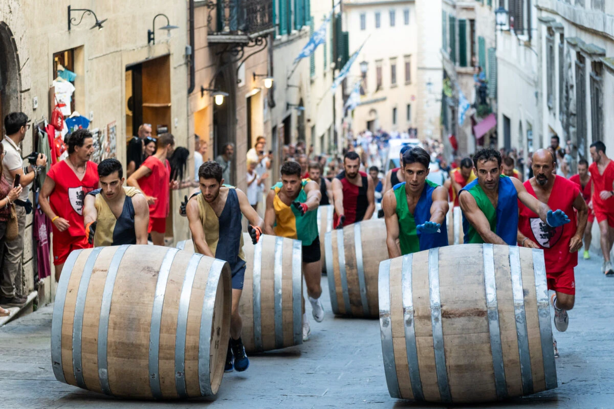 Cursa de butoaie din Montepulciano