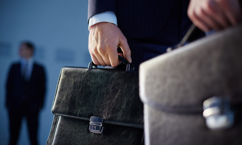 Mai multe ambasade au dispus evacuarea personalului din cauza tensiunilor din Orientul Mijlociu