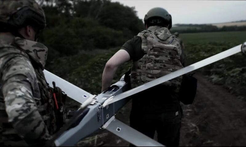 Posibilă dronă găsită pe plajă. Obiectul a fost găsit între Tuzla și Costinești