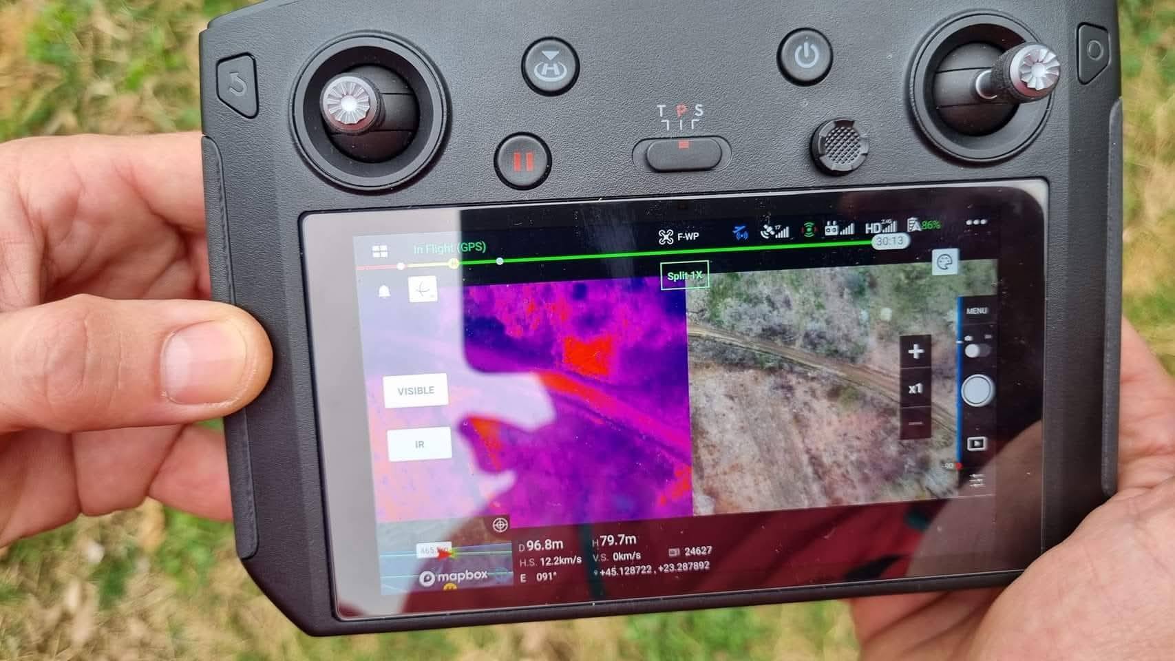 Dronă cu inteligență artificială