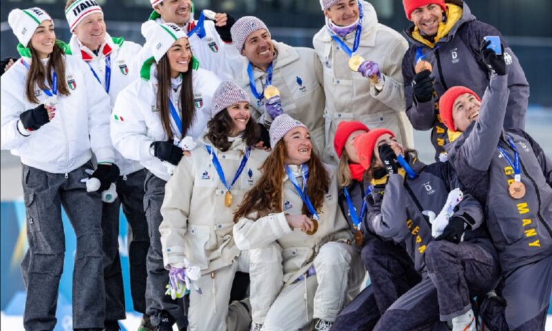 Aur pentru Germania la sanie, după emoții provocate de un român înainte de start