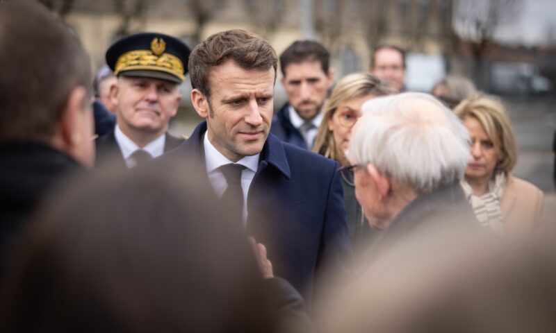 Operațiune online cu legături proruse, identificată în Franța. Macron, ținta unei știri false