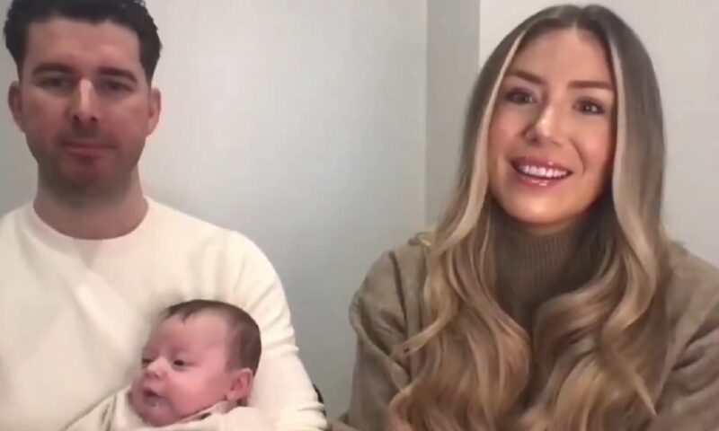 Premieră în Marea Britanie: un copil s-a născut după ce mama a primit transplant de uter de la donator mort