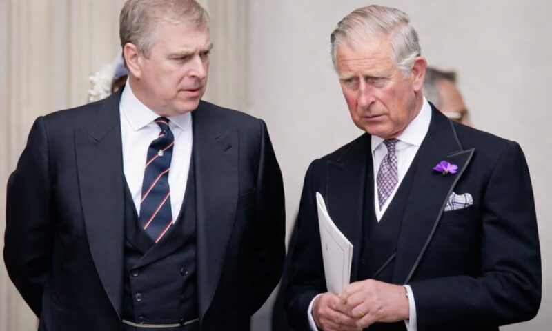 Jeffrey Epstein l-ar fi acuzat pe Regele Charles pentru demisia fostului prinț Andrew din 2011