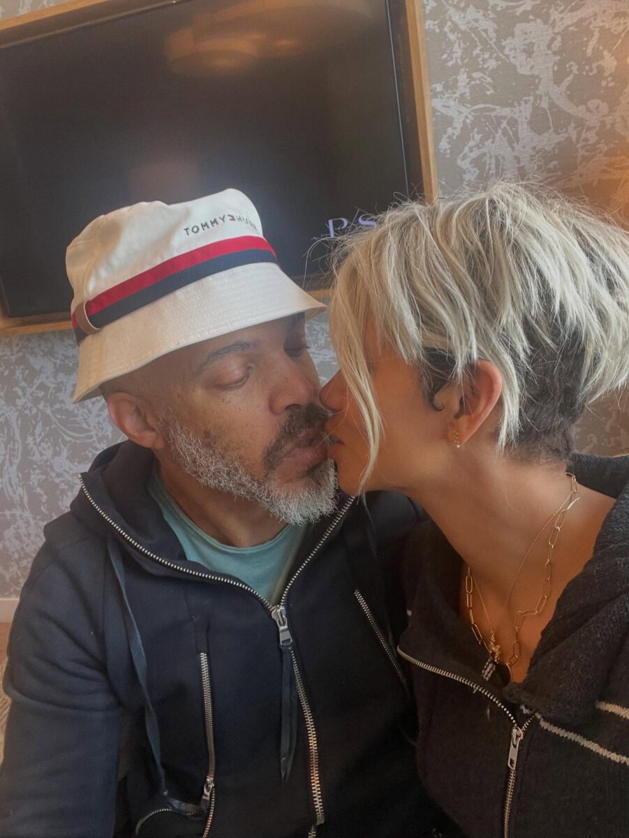 Halle Berry confirmă logodna cu Van Hunt