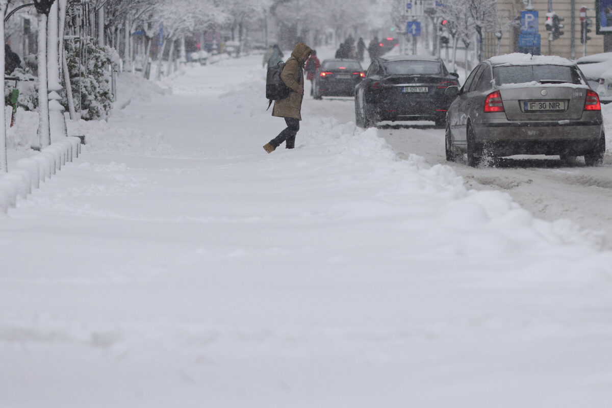 Ninsoare, zăpada, iarnă
