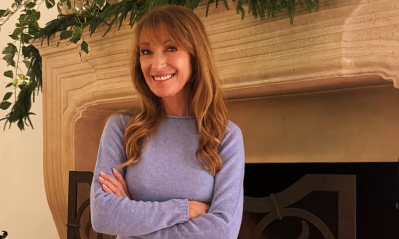 La 75 de ani, Jane Seymour sfidează timpul. Secretul ei nu include diete