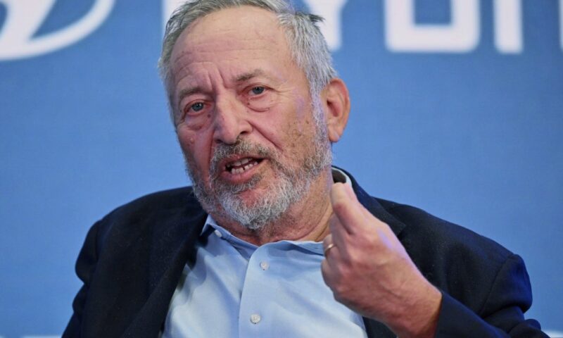 Un fost secretar al Finanțelor a demisionat din poziția de profesor la Harvard, după publicarea corespondenței cu Epstein