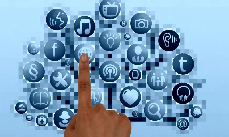 Giganții media din lume se reunesc într-o coaliție pentru a proteja jurnalismul original de AI