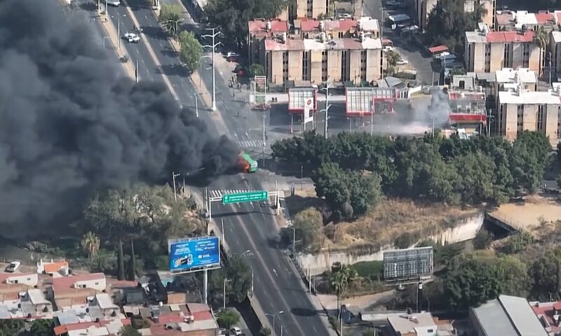 Incendii, blocaje și știri false după operațiunea contra lui El Mencho