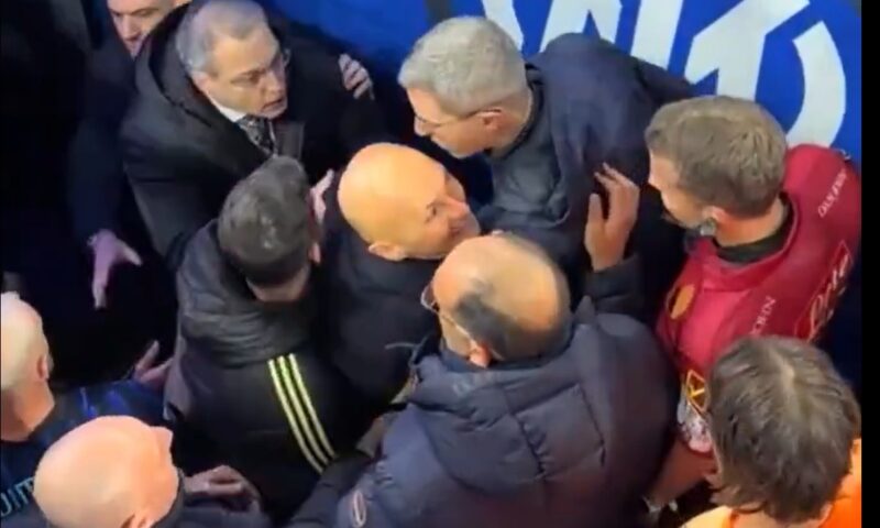 Scandal la meciul Inter - Juventus, după eliminarea unui sportiv. Cristi Chivu, de partea arbitrului 