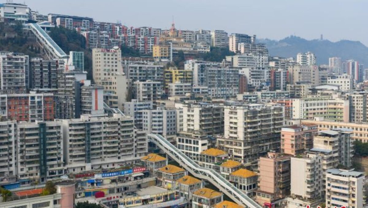 Chinezii susțin că au construit cea mai lungă scară rulantă de exterior din lume