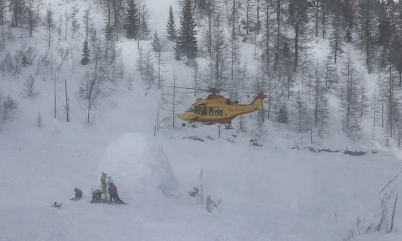 Schiorii morți într-o avalanșă din Alpii Francezi au fost identificați