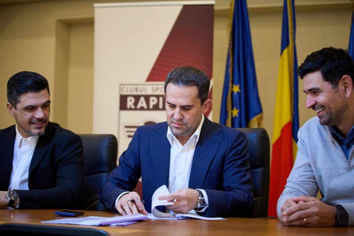 Semnarea protocolului pentru modernizarea bazei sportive a Clubului Rapid București