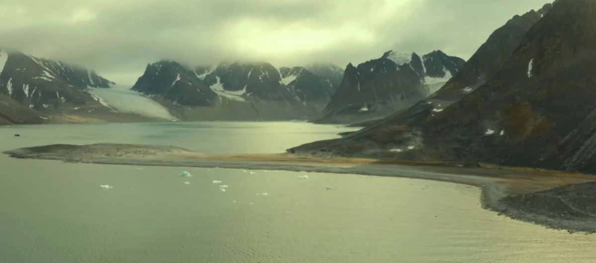 Arhipelagul Svalbard, zonă arctică folosită frecvent pentru cercetare științifică