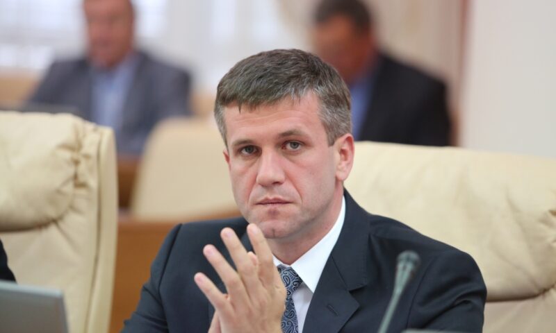 Fostul șef al SIS, Vasile Botnari, va fi rejudecat în dosarul expulzării profesorilor turci din 2018