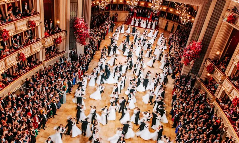 Balurile de la Viena, locul unde fantezia Bridgerton devine realitate