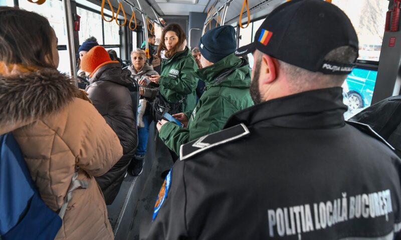 Amenzi STB și pentru cei cu cărți de identitate electronice. Controlorii fac echipă cu poliția