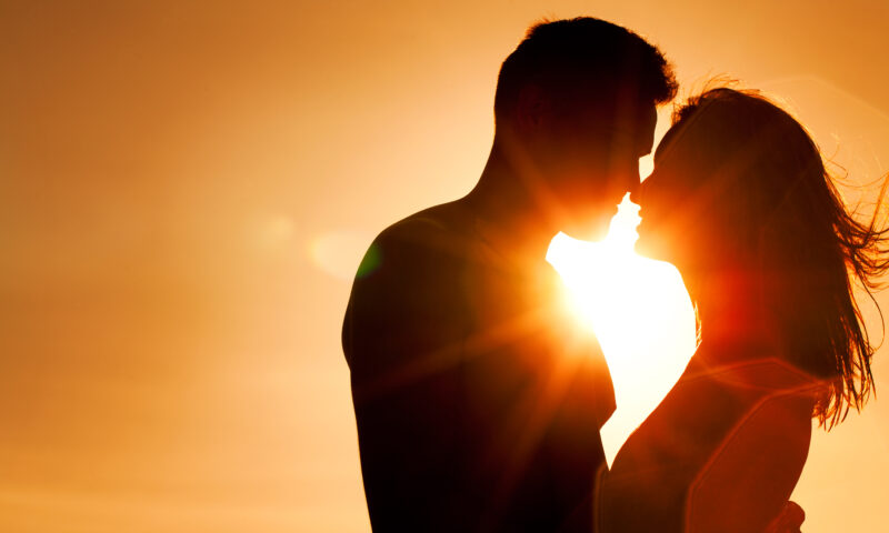 Conexiuni neașteptate și sentimente puternice. Trei zodii, sub influența iubirii