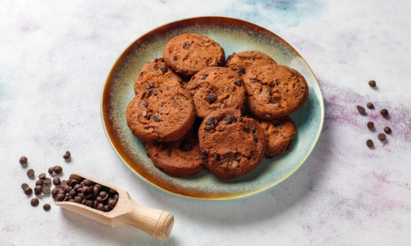 Cum pregătești cele mai fragede fursecuri cu fulgi de ovăz și cafea. Gustarea ideală pentru diminețile reci