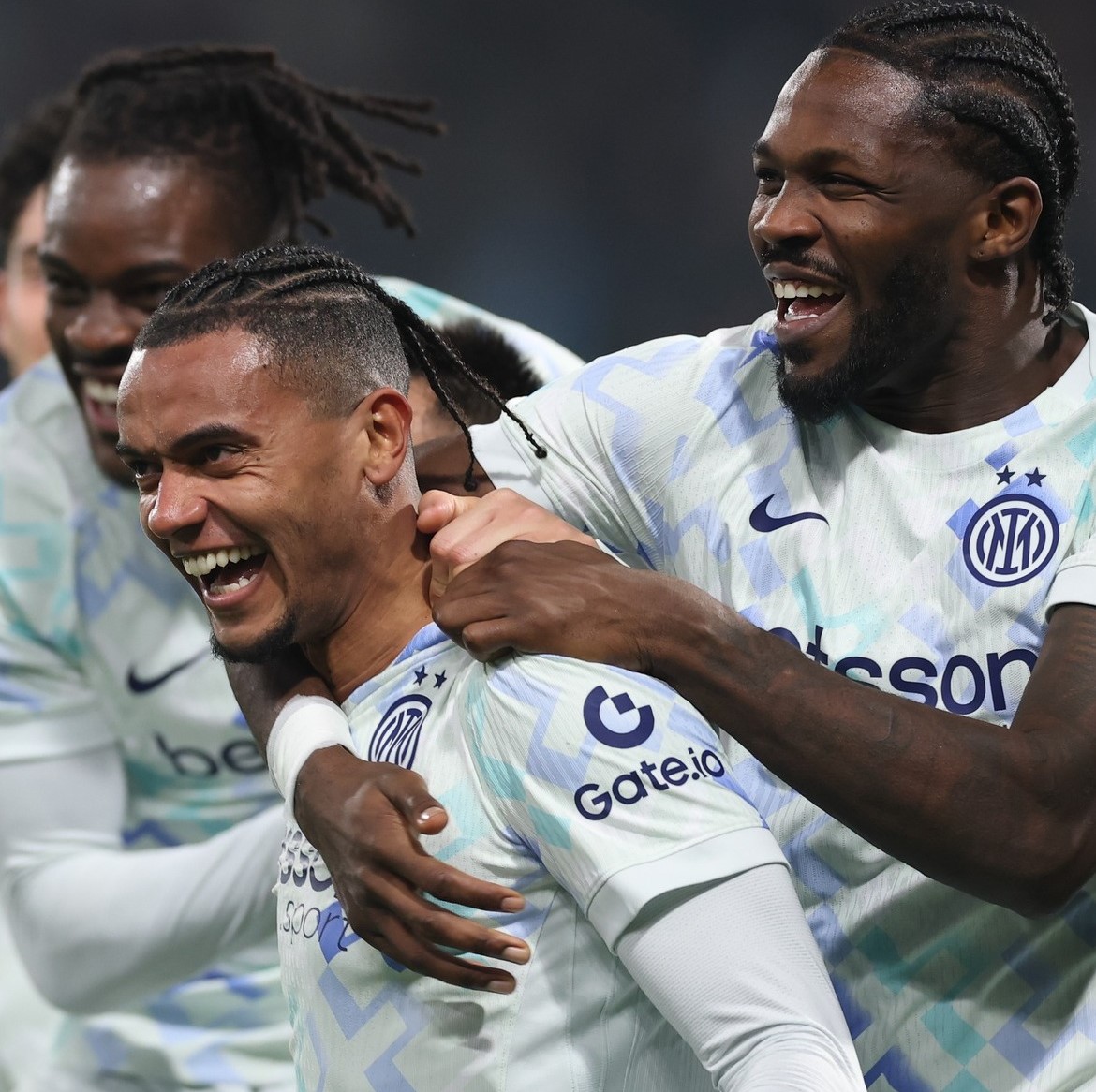 Chivu o menține pe Inter Milano pe primul loc: 5-0 în deplasare la Sassuolo