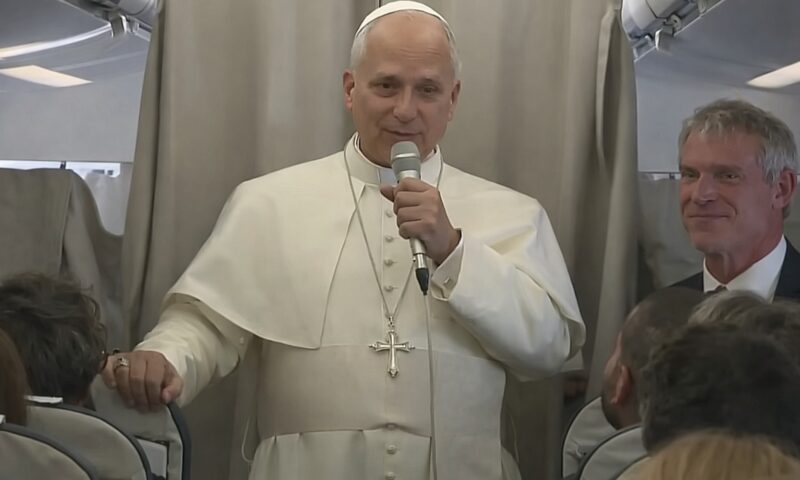 Papa Leon anunță primul turneu extern major din 2026