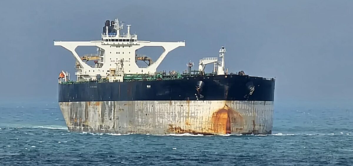 Marile rafinării din India suspendă comenzile de petrol rusesc din martie, pentru a-i face pe plac lui Trump