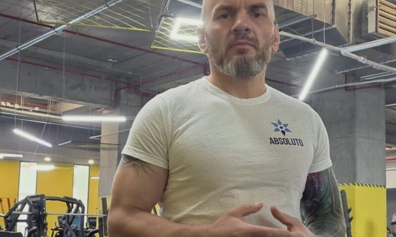 Cum a câștigat Pitbull Atodiresei primii bani din bătăi. Un sportiv a pariat pe el o sumă mare și i-a dat o parte din ei