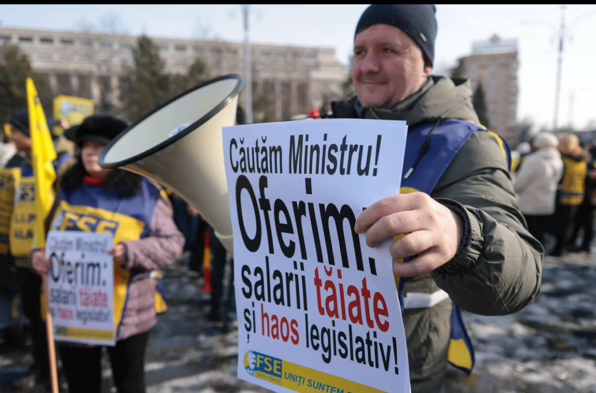 Profesorii amenință cu boicotarea simulărilor examenelor naționale. Vor noi creșteri de salarii