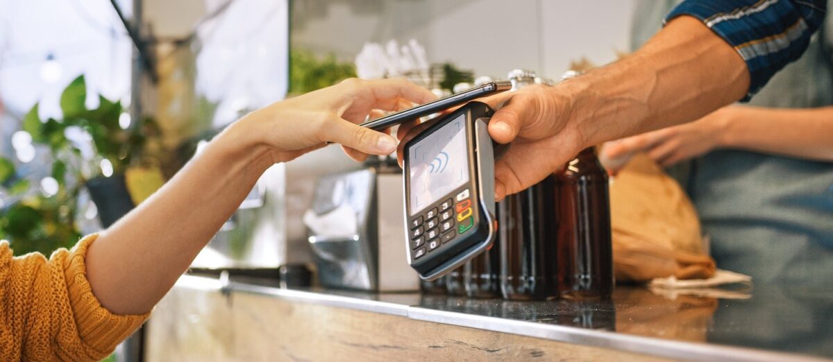 POS-urile conectate la internet 4G/5G: stabilitate și performanță în locații fără rețea fixă