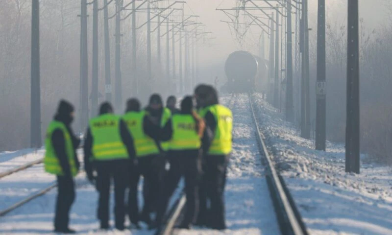 Moldovean reținut în Polonia după oprirea unui tren cu țiței. Anchetatorii verifică o posibilă legătură cu acte de sabotaj