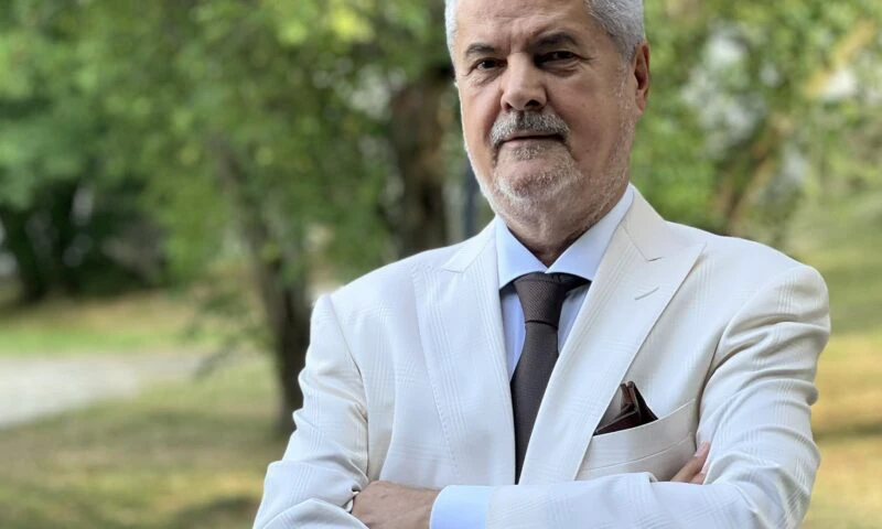 Adrian Năstase: Când eram în Guvern, am găsit un microfon în biroul unui ministru. Am chemat SRI