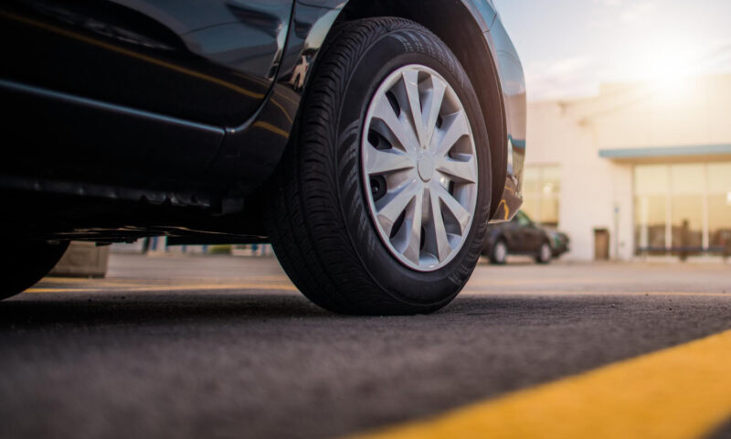 Cât durează, în medie, anvelopele unei mașini. Factorii care le duc durata de viață