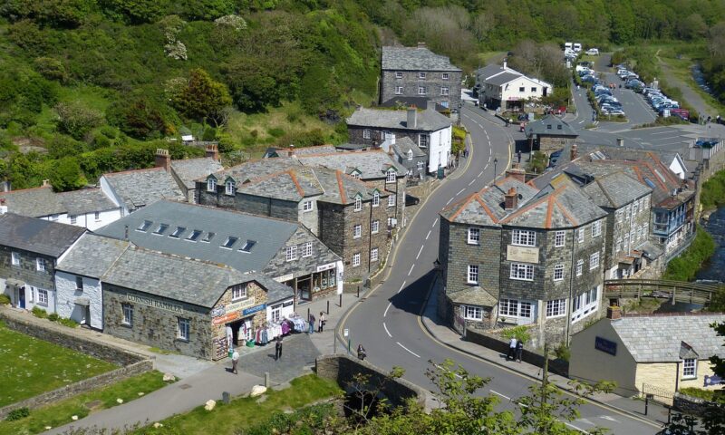 Un loc de vacanță atipic cu o casă unică în lume: Muzeul vrăjitoriei și magiei