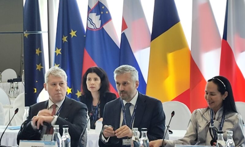 Cătălin Predoiu, la Forumul Salzburg: Criminalitatea organizată a devenit o întreprindere globală