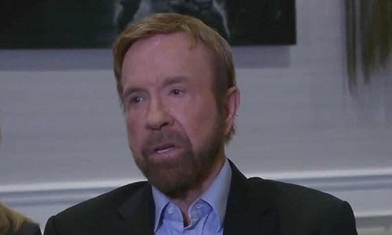 Chuck Norris, omagiat de Donald Trump și Netanyahu: Un mare prieten al Israelului
